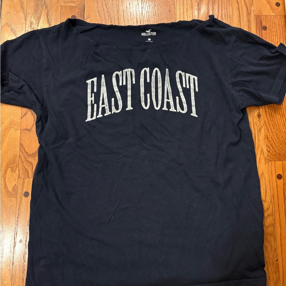 Hollister Women’s Navy 'East Coast' Tee